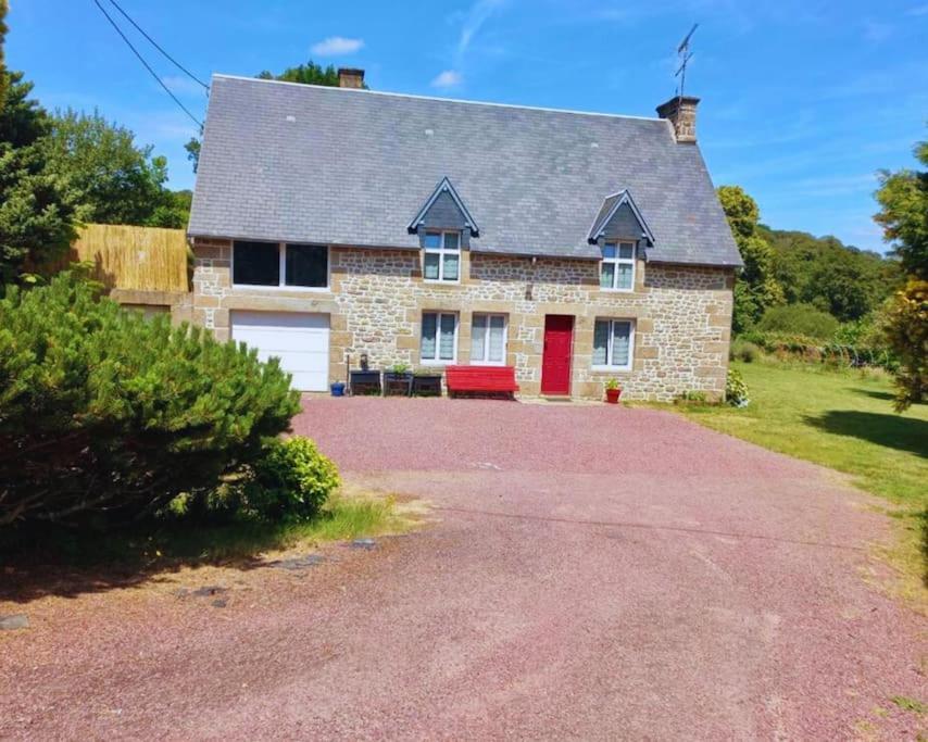 Maison En Pierre Au Milieu Du Bocage Coulouvray-Boisbenâtre Buitenkant foto