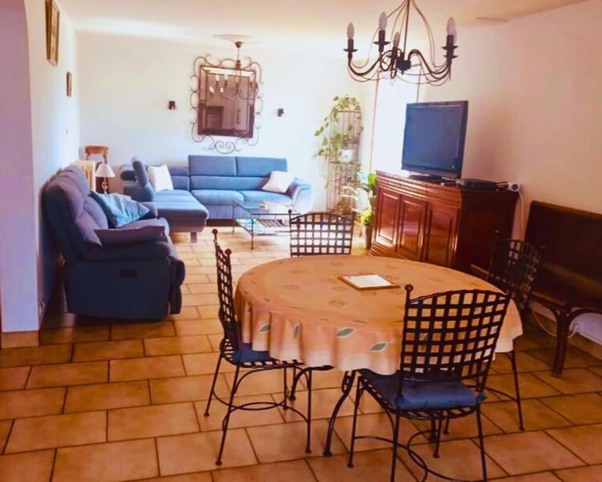 Maison En Pierre Au Milieu Du Bocage Coulouvray-Boisbenâtre Buitenkant foto